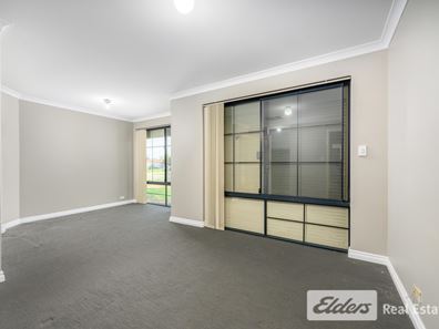 195 Currie Street, Warnbro WA 6169