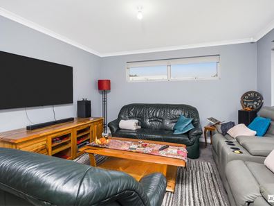 38 Dovedale Street, Harrisdale WA 6112