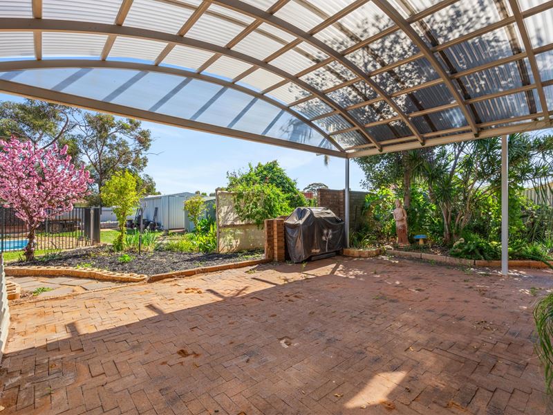 12 Eureka Street, Hannans WA 6430