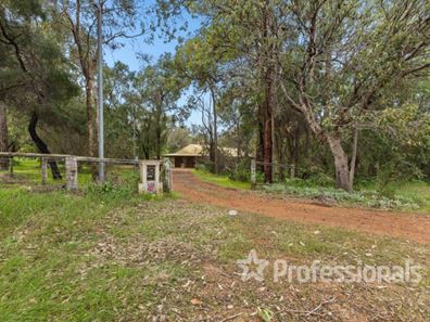 9 Australind Road, Leschenault WA 6233