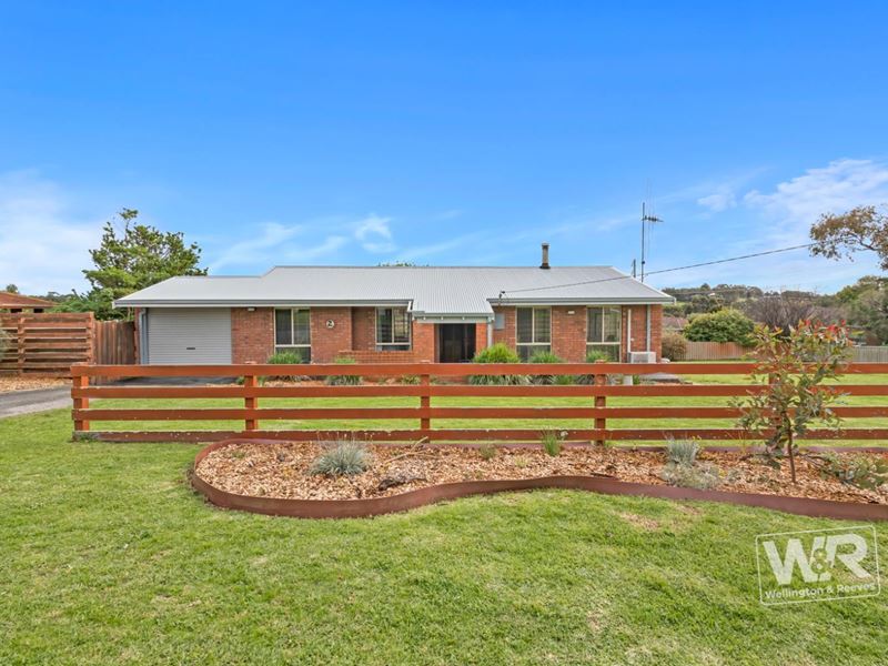 2 Trimmer Road, Spencer Park WA 6330