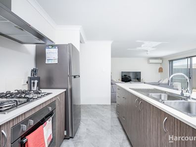 20 Aureate Way, Eglinton WA 6034