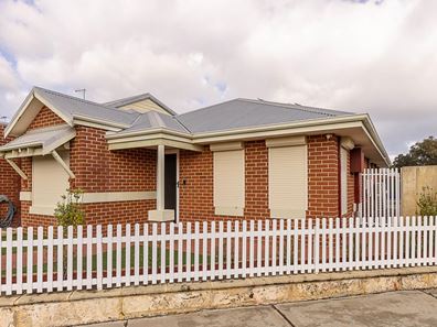 20 Harberton Parkway, Ellenbrook WA 6069