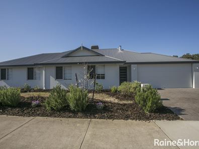 28 Kyarra Crescent, Helena Valley WA 6056