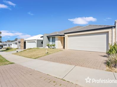 8 Ephrussi Way, Landsdale WA 6065