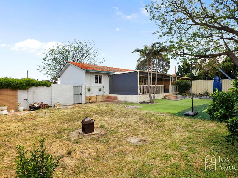 B/18 Buntine Way, Girrawheen WA 6064