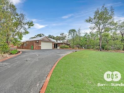 7 Roberts Road, Leschenault WA 6233