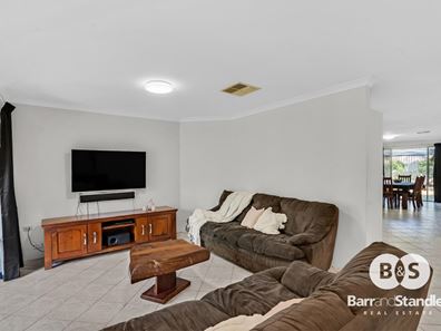 14 Leeward Road, Leschenault WA 6233