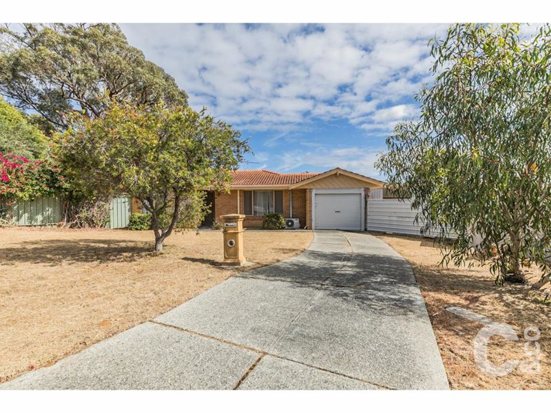 16 Moysey Court, Parmelia WA 6167