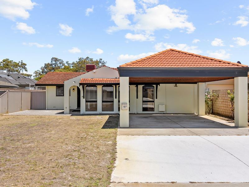 23 Sandleford Way, Morley WA 6062