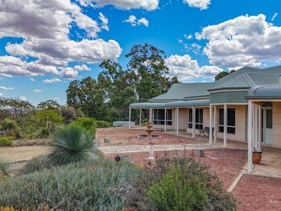 126 Sandplain Road, Toodyay WA 6566