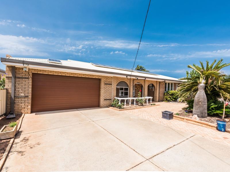 5 Charon Road, Sunset Beach WA 6530