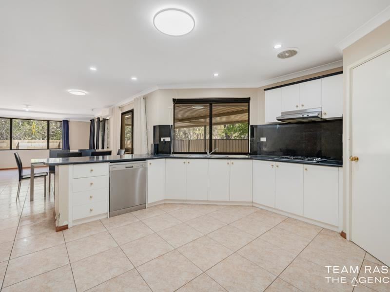 28 Dunn Close, Seville Grove