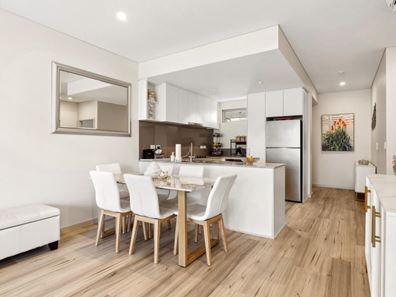 25/95 Chalgrove Avenue, Rockingham WA 6168