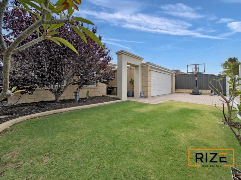 25 Teasel Way, Banksia Grove WA 6031