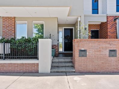 32 Goodwood Crescent, Ellenbrook WA 6069