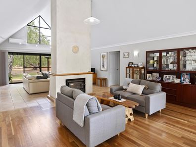 21 Old Mill Grove, Quindalup WA 6281
