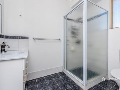 24 Nagle Close, Mount Tarcoola WA 6530