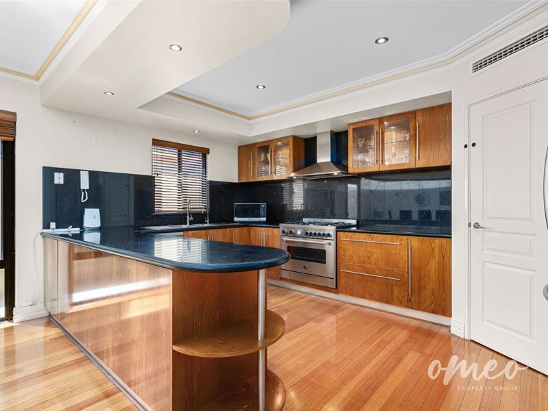 13B Stevenson Way, Spearwood WA 6163