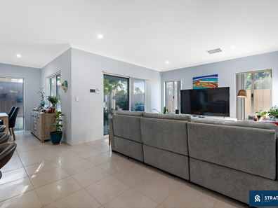 11B Simons Way, Langford WA 6147