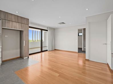 9/136 Riseley Street, Booragoon WA 6154