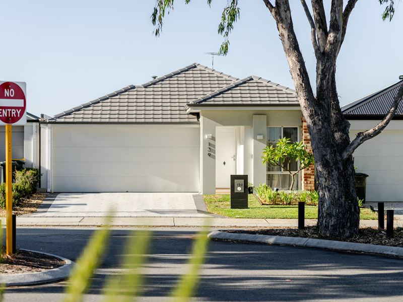 139 Strinesdale Boulevard, Aveley WA 6069