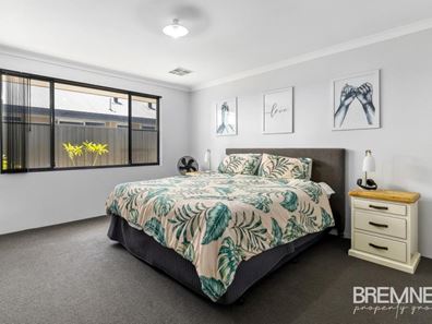 2 Glenworth Drive, Wellard WA 6170