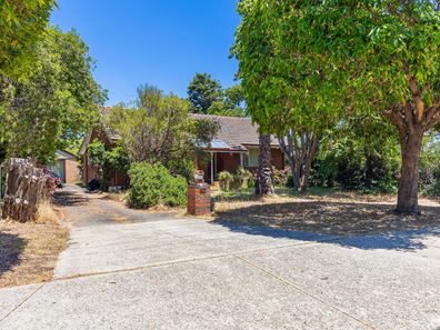 12 Seventh Road, Armadale WA 6112
