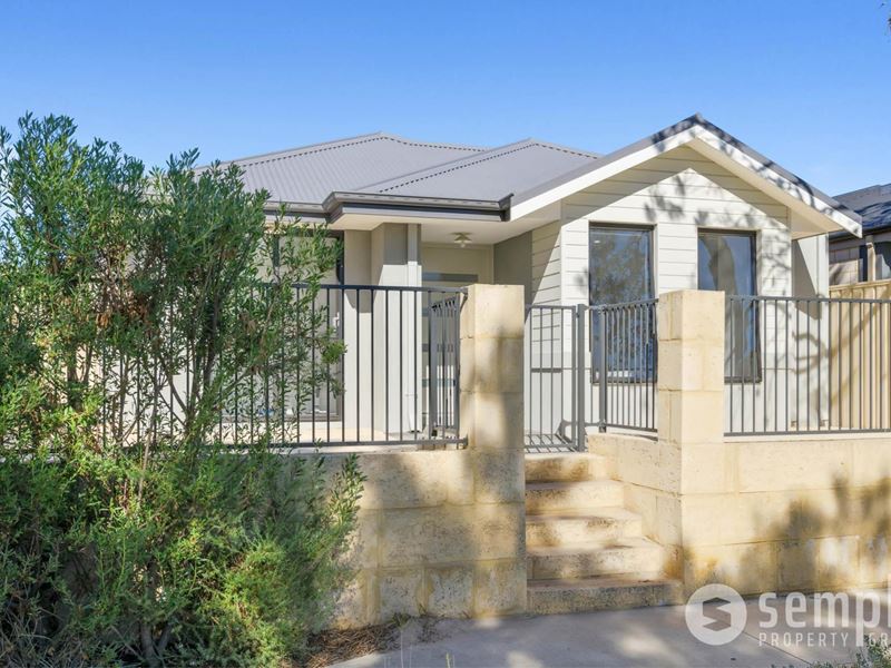 18 Gibbo Lane, Hammond Park WA 6164