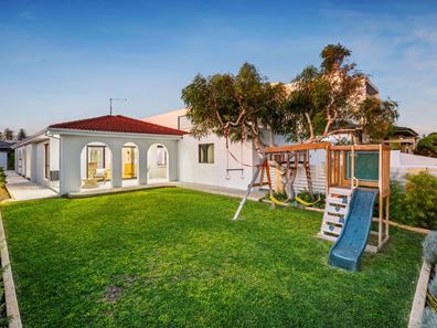 15 Beachton Street, North Beach WA 6020