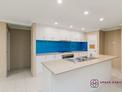 6 Tetbury Way, Wellard WA 6170