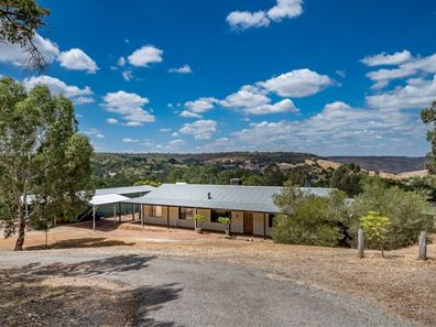 68 Lareema Drive, Bullsbrook WA 6084