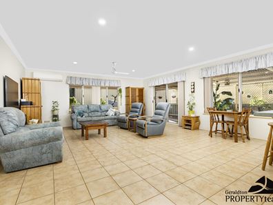 77 Sunnybanks Drive, Strathalbyn WA 6530