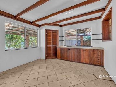 5 Ward Street, Rangeway WA 6530