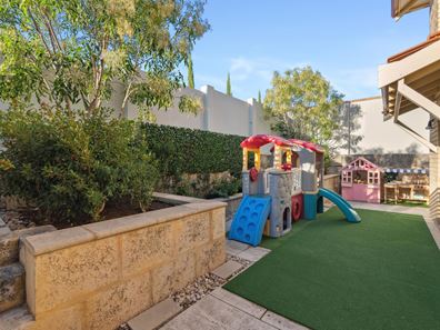 49A Southern Cross Circle, Ocean Reef WA 6027