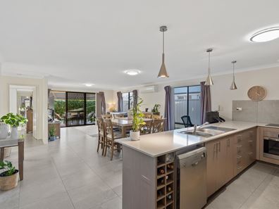 30/19 Malibu Road, Safety Bay WA 6169