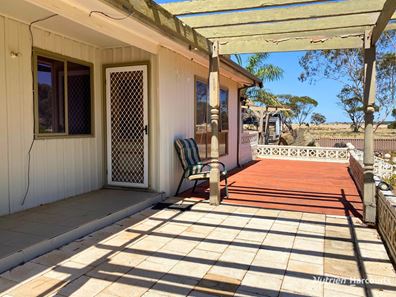 48 Forrest Street, Kellerberrin WA 6410