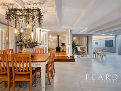 2 Cleat Place, Ocean Reef WA 6027