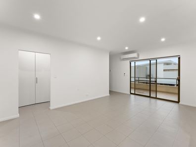 10/96 Cohn Street, Kewdale WA 6105