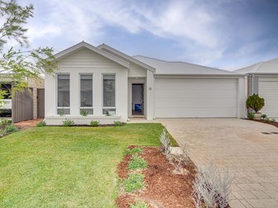 15 Tamborine Road, Clarkson WA 6030
