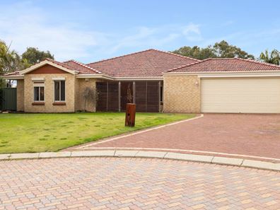 8 Strutt Parkway, Southern River WA 6110