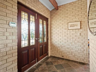 90 Leighton Road, Halls Head WA 6210