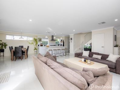 69A Moira Avenue, Forrestfield WA 6058