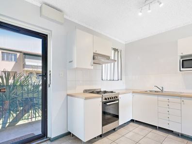 28/147 Charles Street, West Perth WA 6005