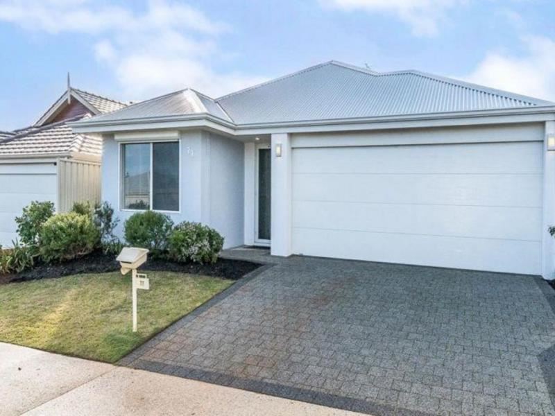 77 Adelong Avenue, Golden Bay WA 6174