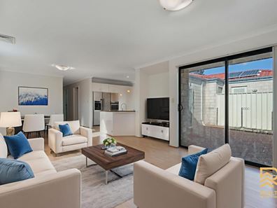2/21 Holton Way, Cannington WA 6107