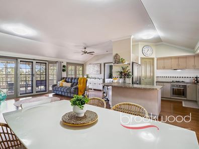 276 Red Brook Circle, Morangup WA 6083
