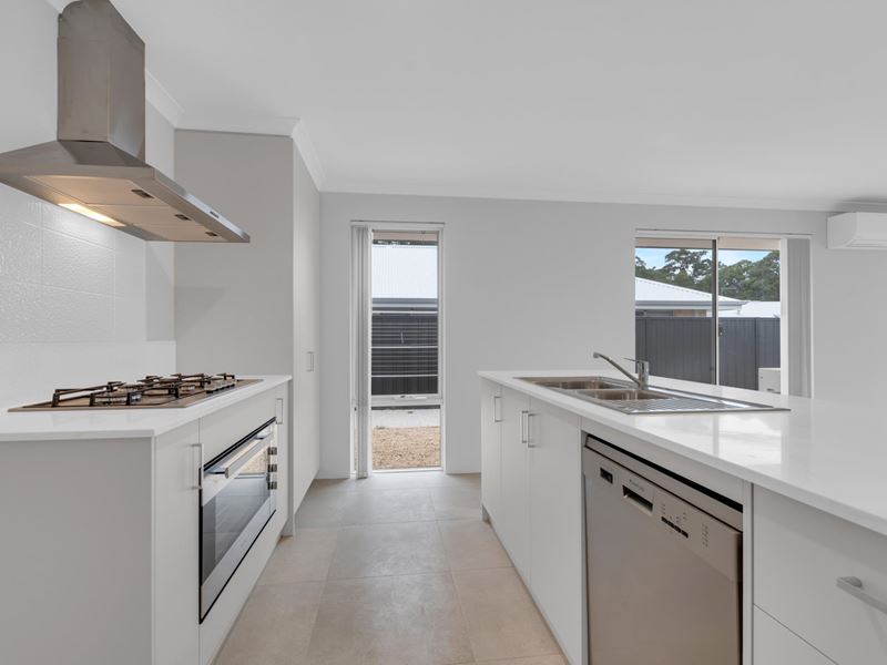 15b Wood Avenue, Waroona WA 6215