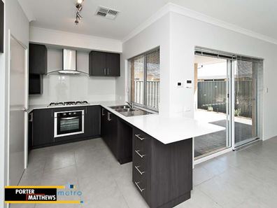 21B Smiths Avenue, Redcliffe WA 6104
