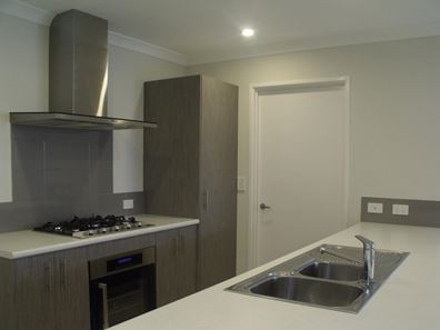 16 Bryde Mews, Alkimos WA 6038